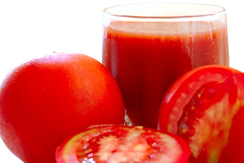 Tomato juice to improve the skin