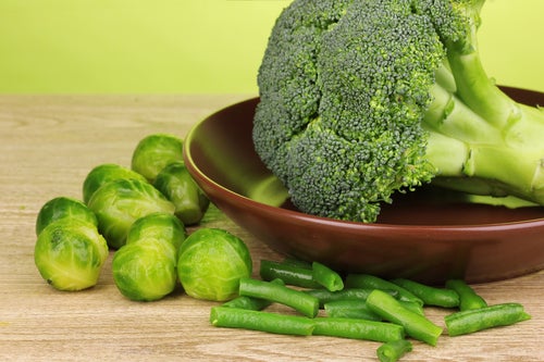 Broccoli, a food for skin and hair care