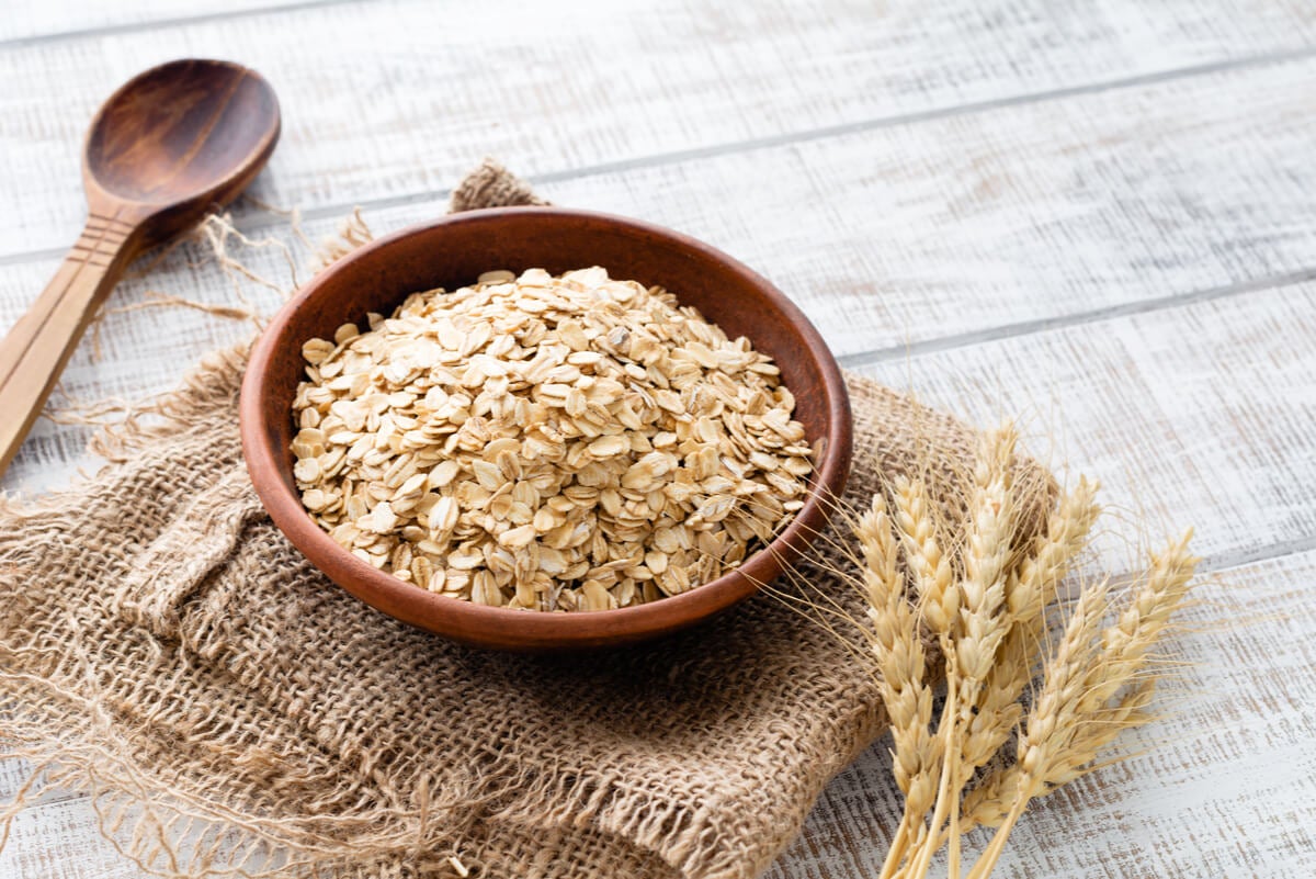 Oatmeal for beet burgers.