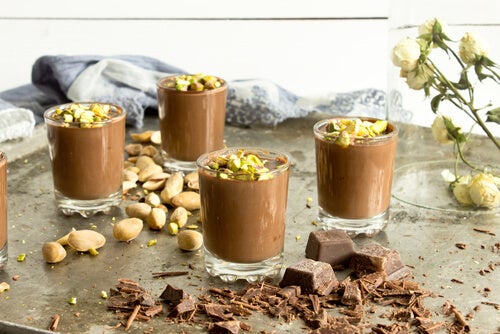 pistachio chocolate glass