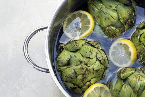 How to prepare artichoke water